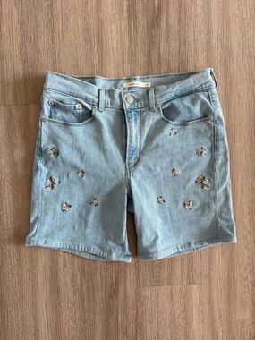Levi's Light Blue Denim Shorts with Pink Floral Embroidery Sz 27